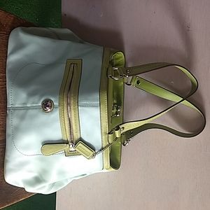 AUTHENTIC COACH BAG/PURSE